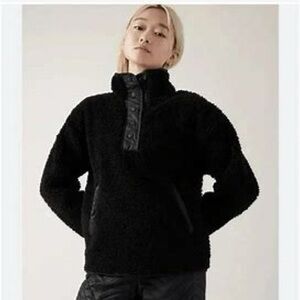Athleta Cozy Sherpa Snap Jacket Sweatshirt M Black. $149